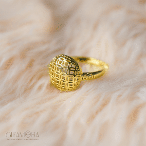 Elegant Gold-Toned Lattice Cutout Ring